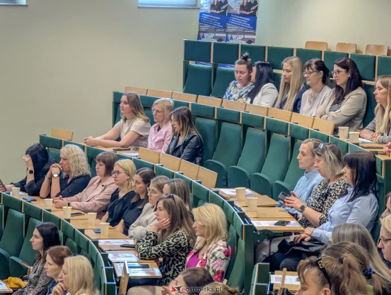 Konferencja Autyzm - budujemy mosty zrozumienia [25.04.2025] - zdjęcie #1 - eOstroleka.pl