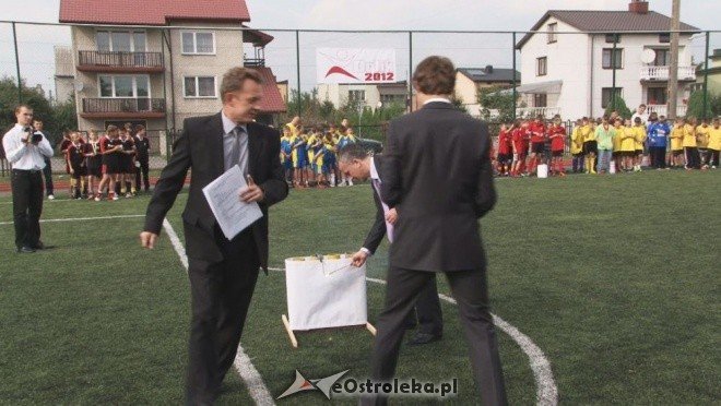 Otwarcie Orlika 2012 w SP Nr 3 w Ostrołęce (22.09.2011) - zdjęcie #34 - eOstroleka.pl