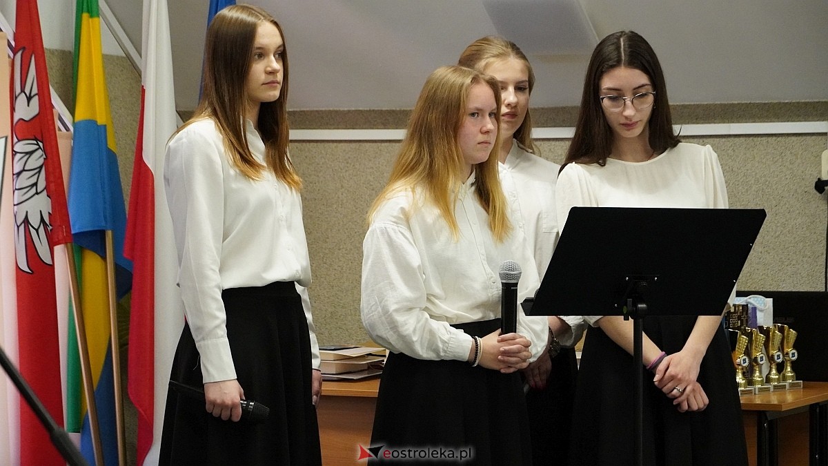 Zakończenie roku szkolnego klas maturalnych w ZSZ nr 4 [25.04.2025] - zdjęcie #109 - eOstroleka.pl