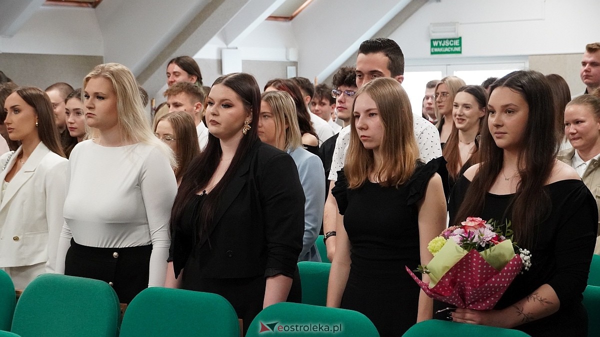 Zakończenie roku szkolnego klas maturalnych w ZSZ nr 4 [25.04.2025] - zdjęcie #19 - eOstroleka.pl