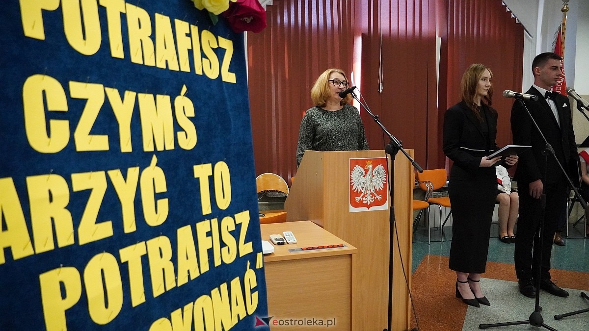 Zakończenie roku szkolnego klas maturalnych w ZSZ nr 4 [25.04.2025] - zdjęcie #69 - eOstroleka.pl