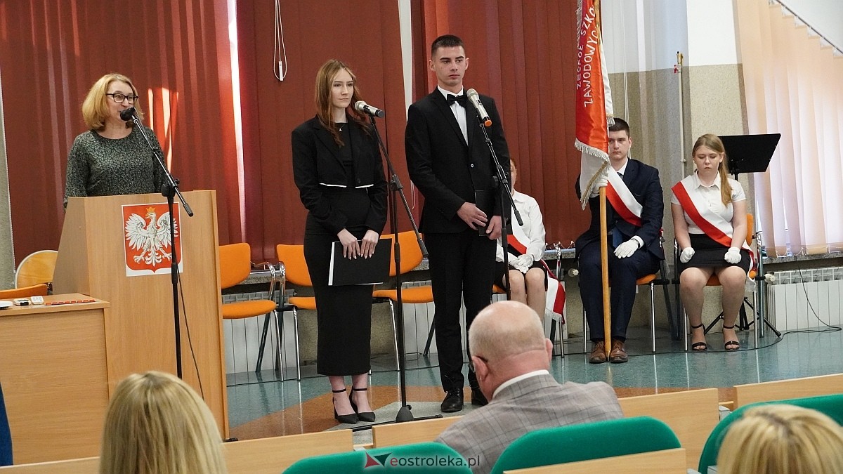 Zakończenie roku szkolnego klas maturalnych w ZSZ nr 4 [25.04.2025] - zdjęcie #36 - eOstroleka.pl