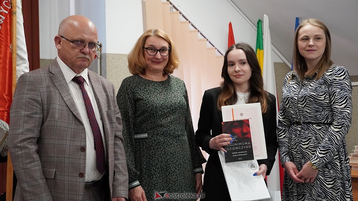 Zakończenie roku szkolnego klas maturalnych w ZSZ nr 4 [25.04.2025] - zdjęcie #110 - eOstroleka.pl