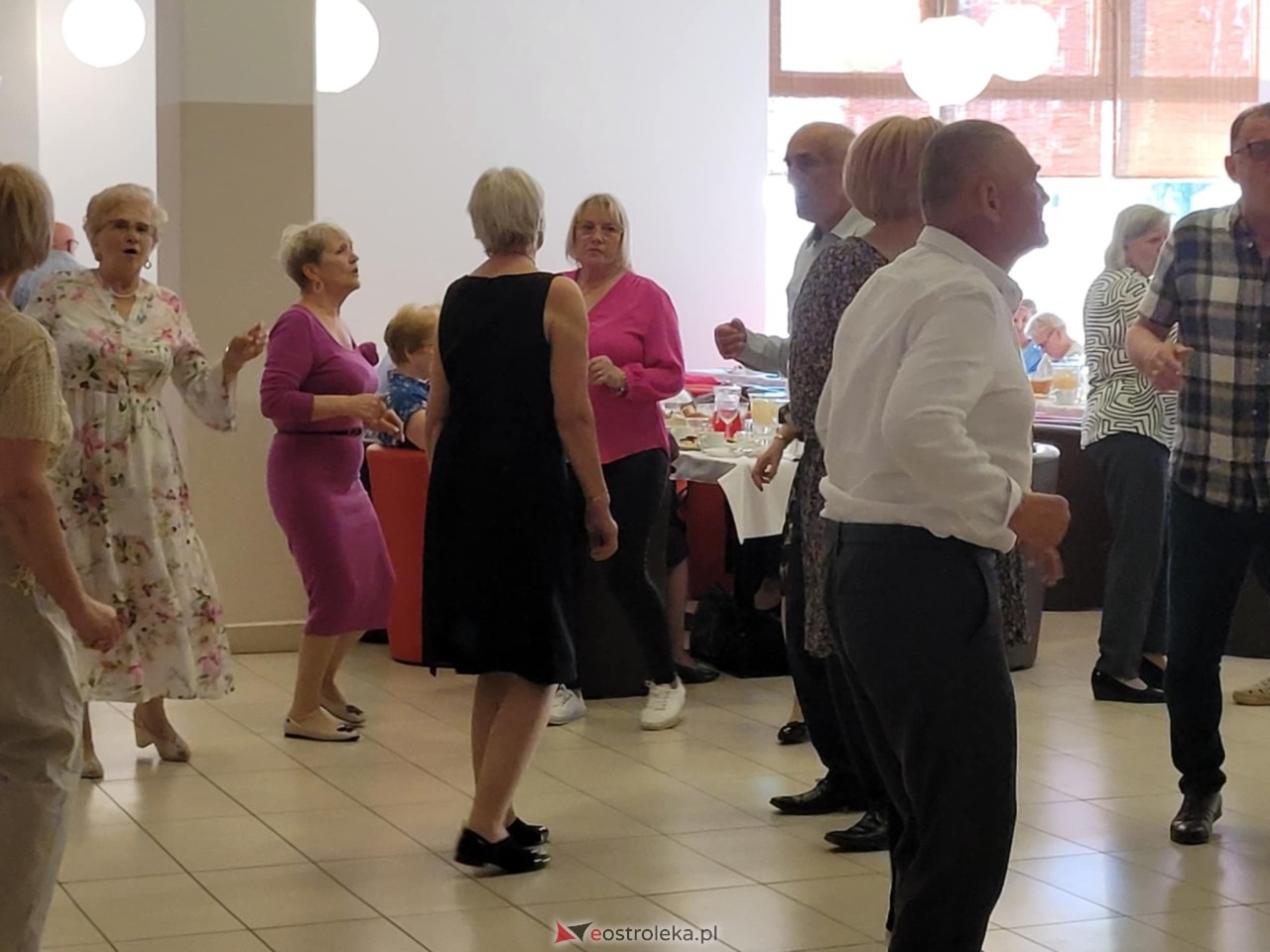 Wiosenne Forum Seniora w Ostrołęce [25.04.2025] - zdjęcie #73 - eOstroleka.pl
