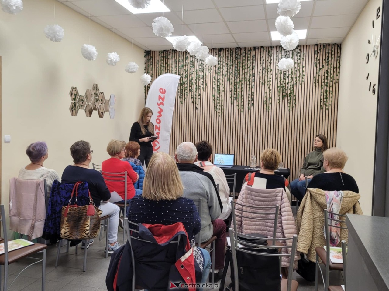 Wiosenne Forum Seniora w Ostrołęce [25.04.2025] - zdjęcie #71 - eOstroleka.pl