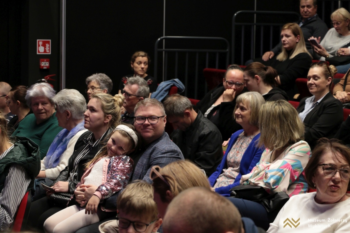 Koncert „Pamięci ojców naszych” w MŻW – 25.04.2025 - zdjęcie #30 - eOstroleka.pl