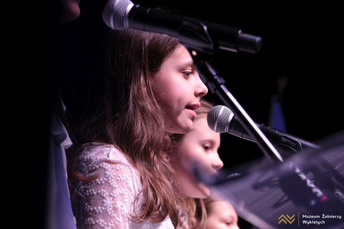 Koncert „Pamięci ojców naszych” w MŻW – 25.04.2025 - zdjęcie #14 - eOstroleka.pl