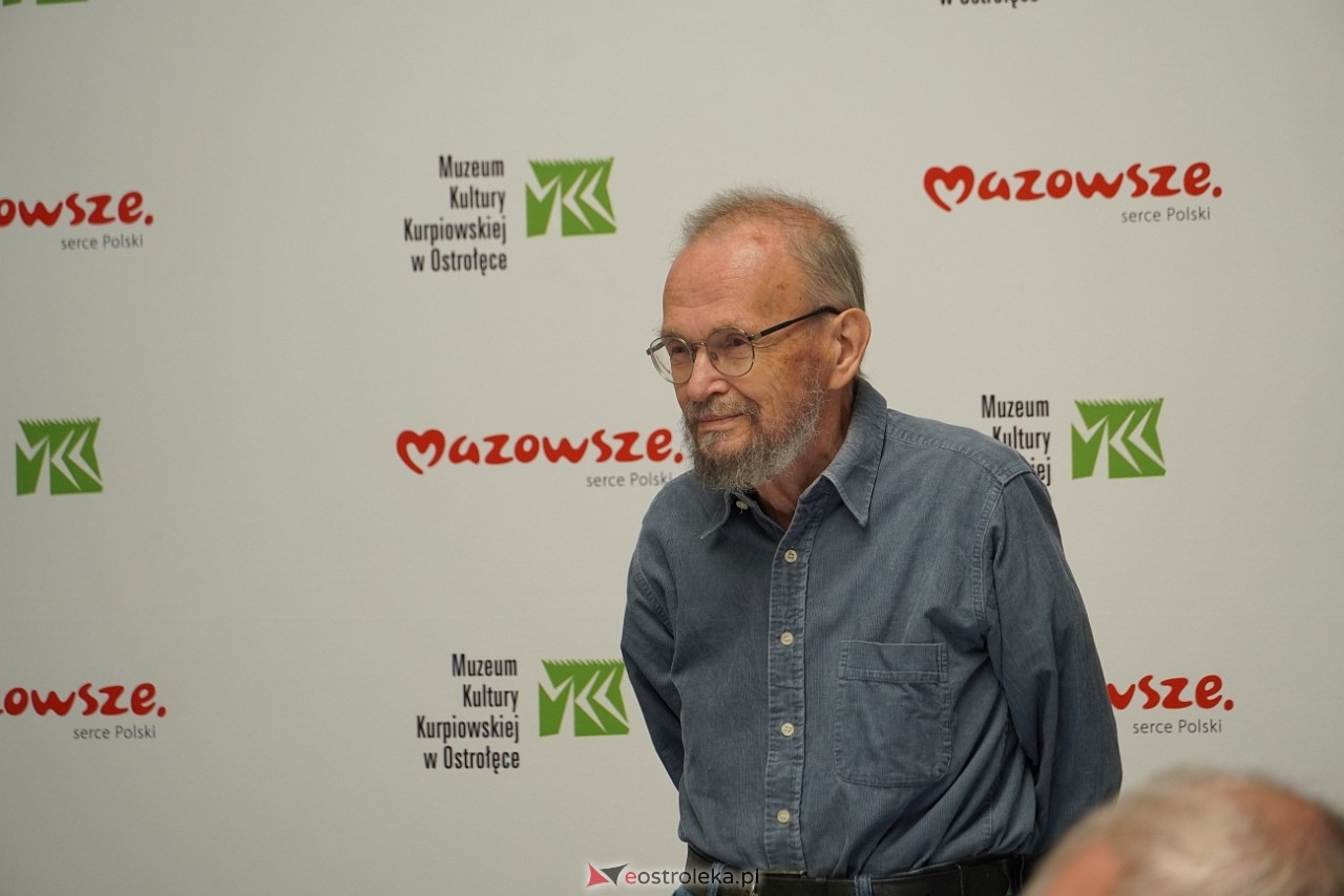 Tradycyjna wycinanka żydowska - finisaż wystawy w Muzeum Kultury Kurpiowskiej [26.04.2025] - zdjęcie #20 - eOstroleka.pl