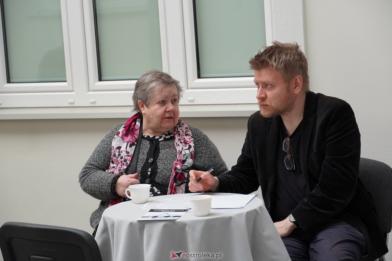 Tradycyjna wycinanka żydowska - finisaż wystawy w Muzeum Kultury Kurpiowskiej [26.04.2025] - zdjęcie #18 - eOstroleka.pl