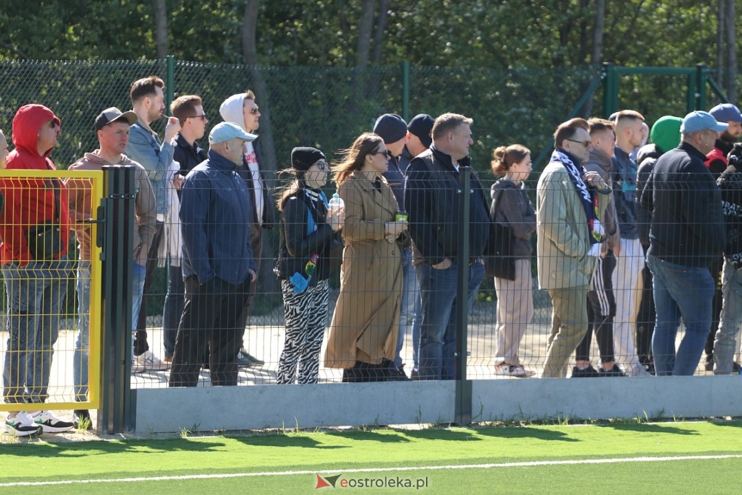 KS CK Troszyn - KTS Weszło Warszawa [26.04.2025] - zdjęcie #8 - eOstroleka.pl