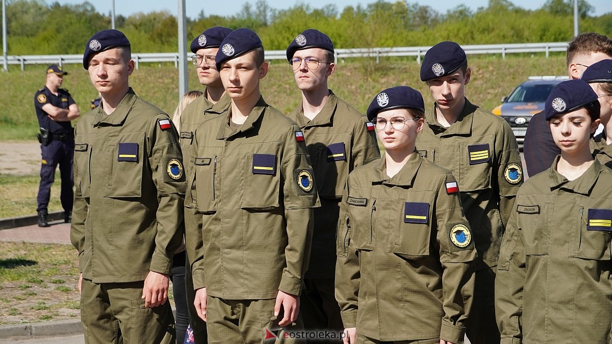 Happening z okazj iDnia Flagi w Ostrołęce [30.04.2025] - zdjęcie #216 - eOstroleka.pl
