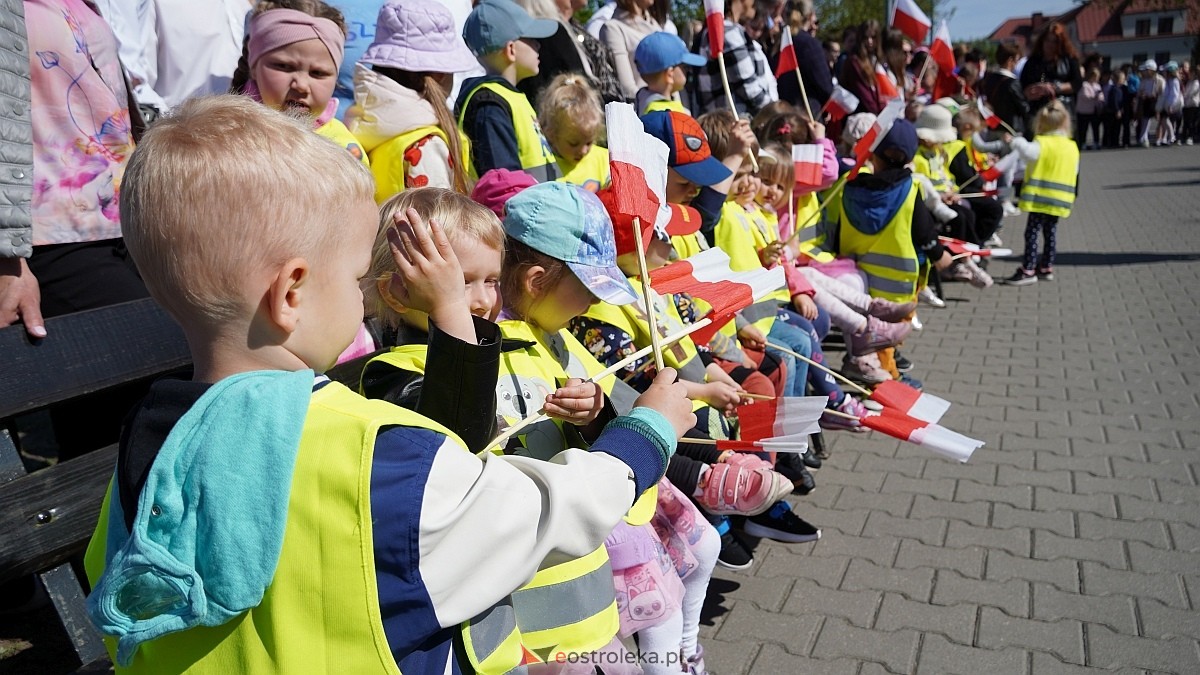 Happening z okazj iDnia Flagi w Ostrołęce [30.04.2025] - zdjęcie #209 - eOstroleka.pl