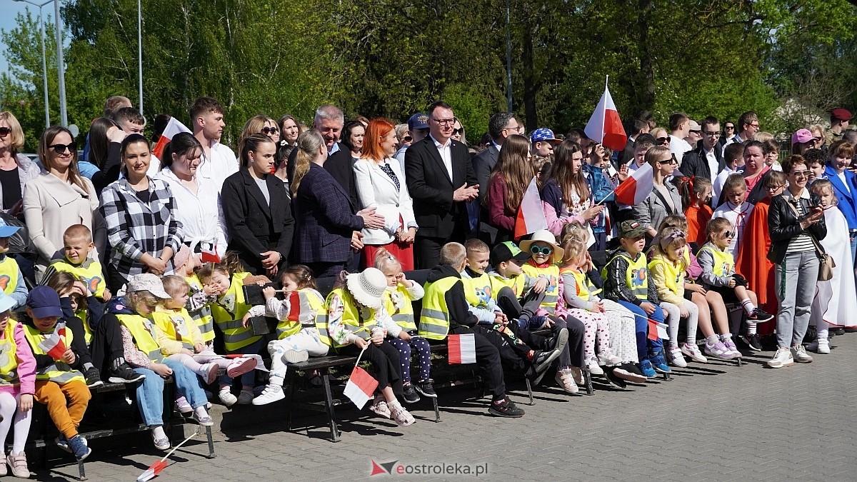 Happening z okazj iDnia Flagi w Ostrołęce [30.04.2025] - zdjęcie #203 - eOstroleka.pl