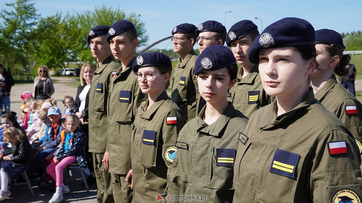 Happening z okazj iDnia Flagi w Ostrołęce [30.04.2025] - zdjęcie #188 - eOstroleka.pl