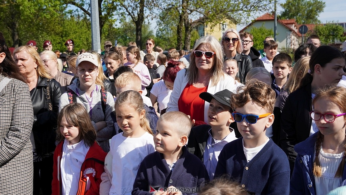 Happening z okazj iDnia Flagi w Ostrołęce [30.04.2025] - zdjęcie #158 - eOstroleka.pl
