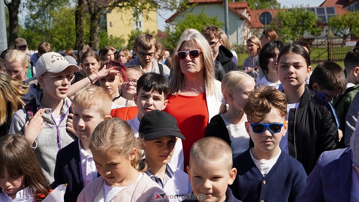 Happening z okazj iDnia Flagi w Ostrołęce [30.04.2025] - zdjęcie #110 - eOstroleka.pl
