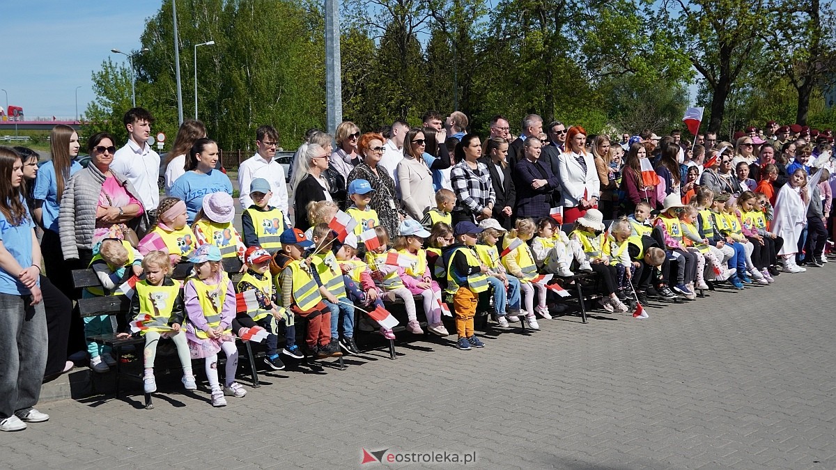 Happening z okazj iDnia Flagi w Ostrołęce [30.04.2025] - zdjęcie #195 - eOstroleka.pl