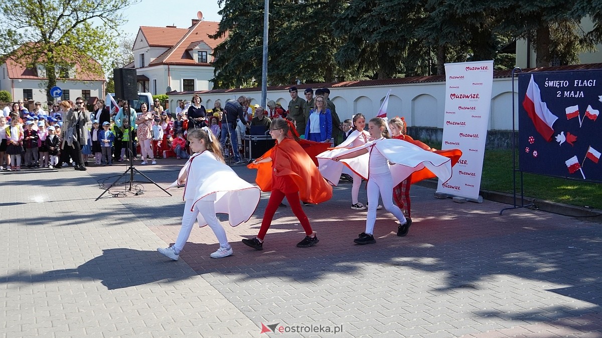 Happening z okazj iDnia Flagi w Ostrołęce [30.04.2025] - zdjęcie #185 - eOstroleka.pl
