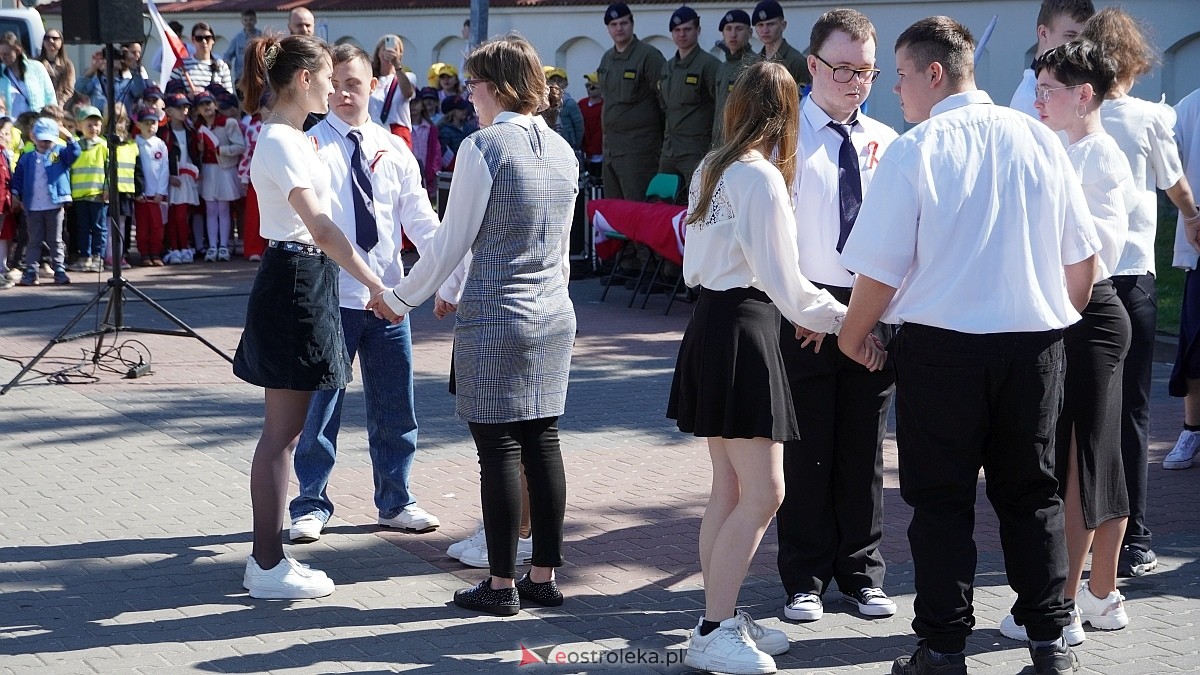 Happening z okazj iDnia Flagi w Ostrołęce [30.04.2025] - zdjęcie #132 - eOstroleka.pl