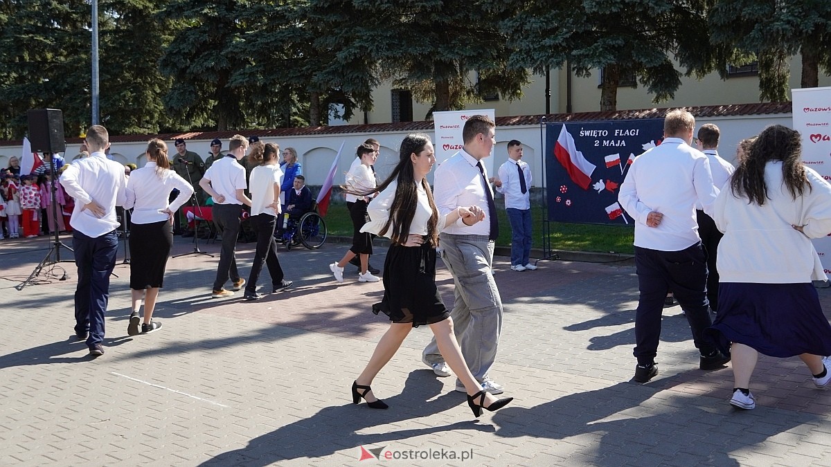 Happening z okazj iDnia Flagi w Ostrołęce [30.04.2025] - zdjęcie #81 - eOstroleka.pl