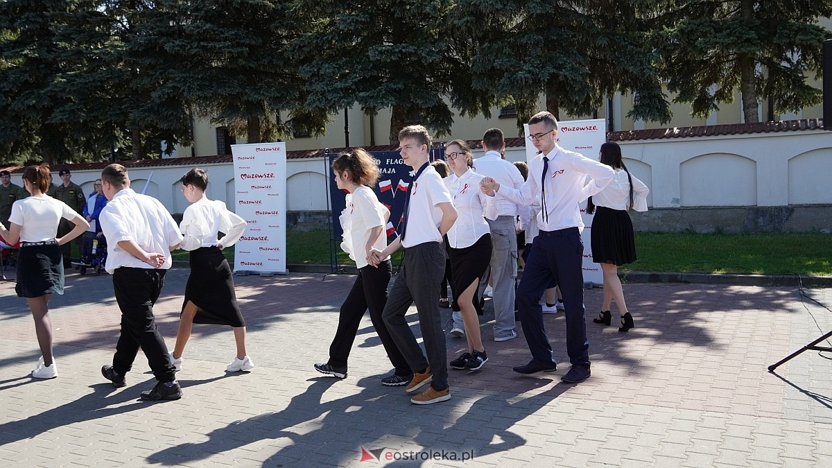 Happening z okazj iDnia Flagi w Ostrołęce [30.04.2025] - zdjęcie #67 - eOstroleka.pl