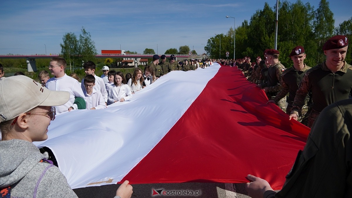 Happening z okazj iDnia Flagi w Ostrołęce [30.04.2025] - zdjęcie #97 - eOstroleka.pl