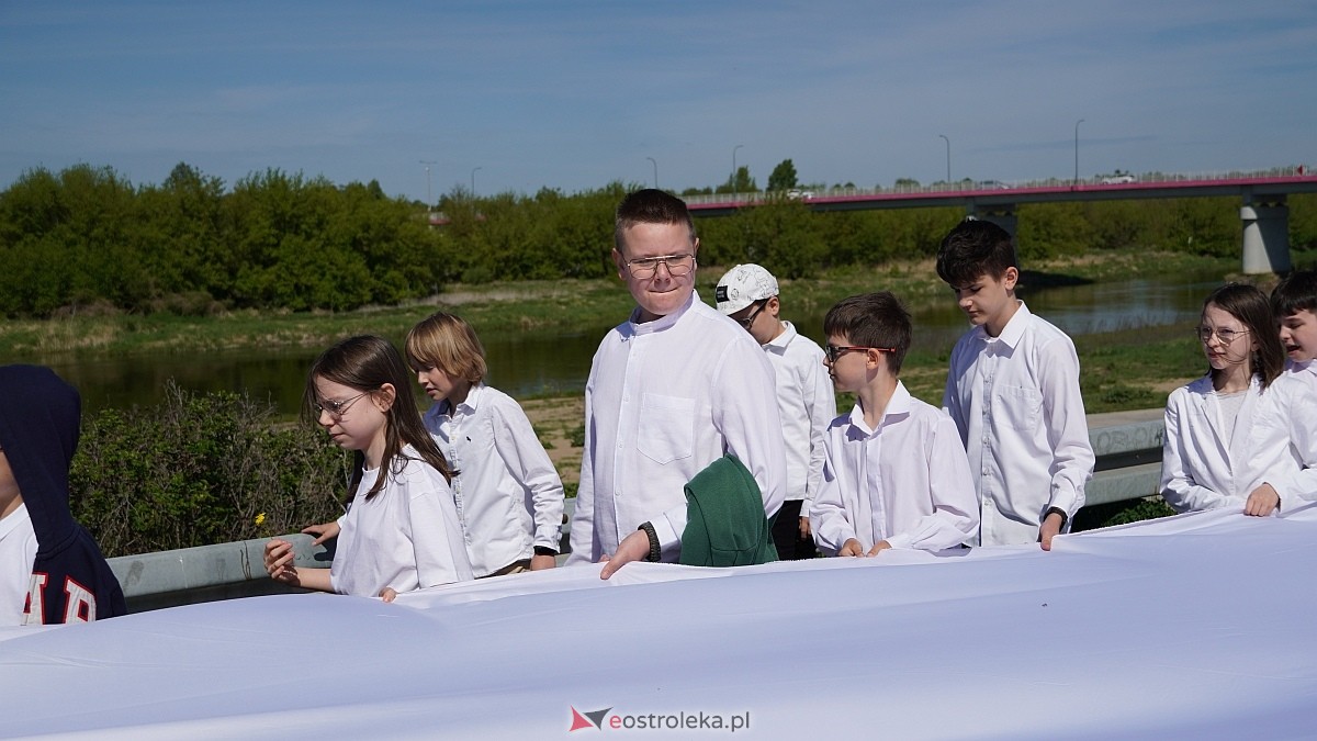 Happening z okazj iDnia Flagi w Ostrołęce [30.04.2025] - zdjęcie #82 - eOstroleka.pl