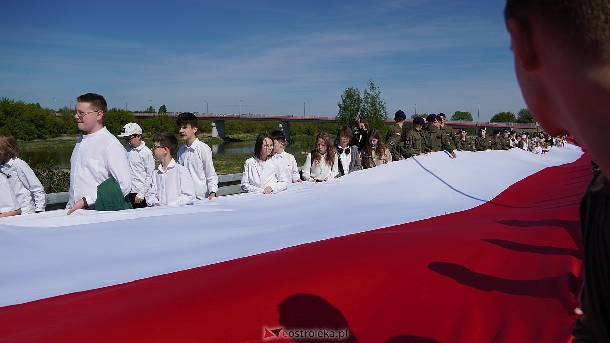 Happening z okazj iDnia Flagi w Ostrołęce [30.04.2025] - zdjęcie #80 - eOstroleka.pl