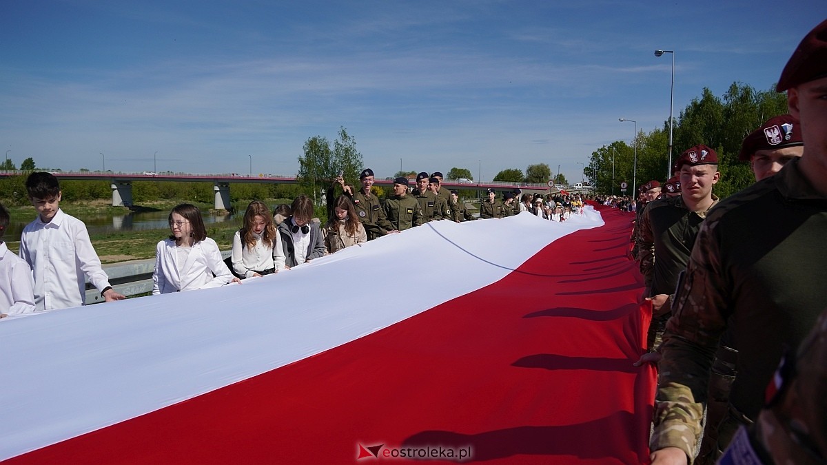 Happening z okazj iDnia Flagi w Ostrołęce [30.04.2025] - zdjęcie #76 - eOstroleka.pl