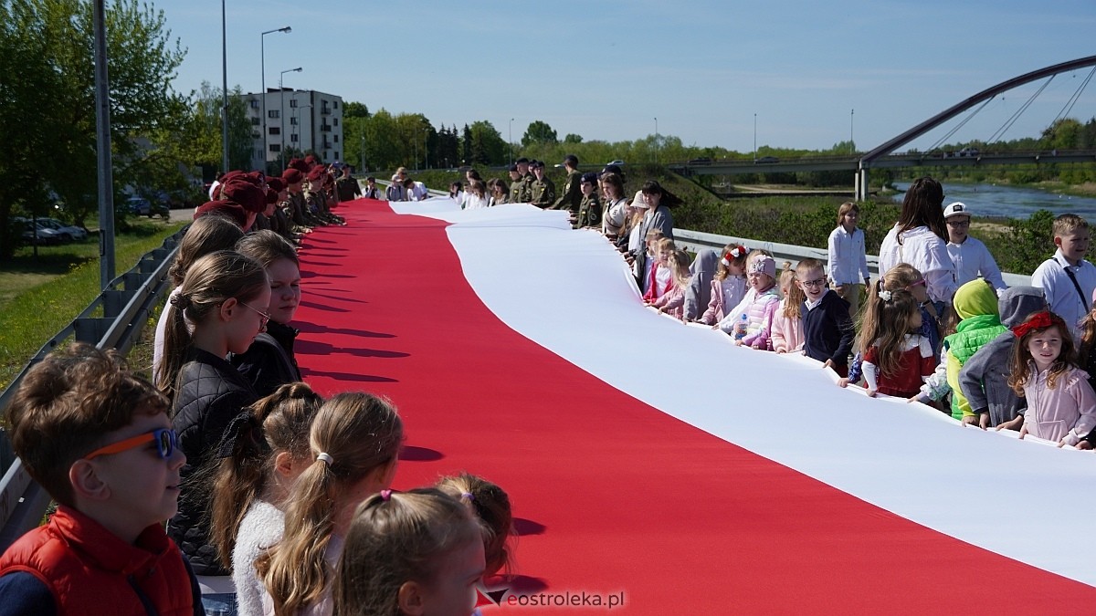 Happening z okazj iDnia Flagi w Ostrołęce [30.04.2025] - zdjęcie #58 - eOstroleka.pl