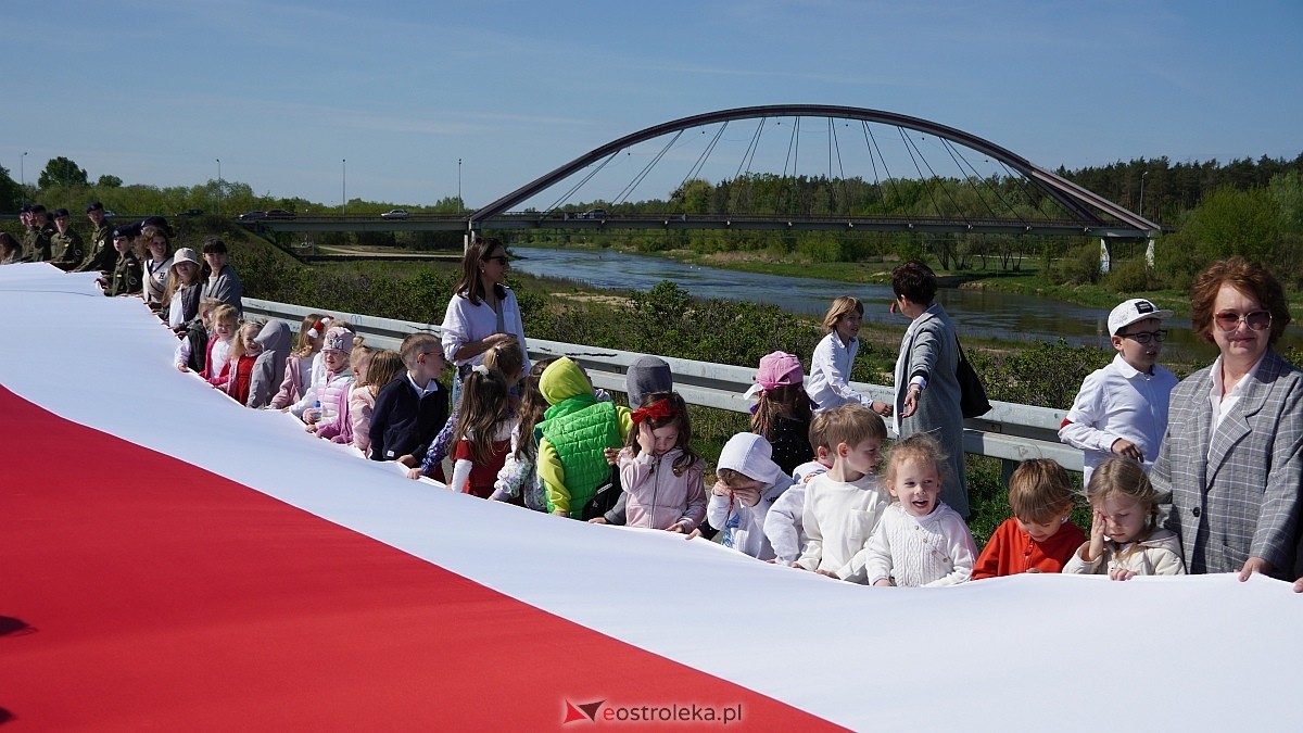 Happening z okazj iDnia Flagi w Ostrołęce [30.04.2025] - zdjęcie #50 - eOstroleka.pl