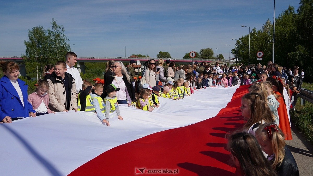 Happening z okazj iDnia Flagi w Ostrołęce [30.04.2025] - zdjęcie #26 - eOstroleka.pl
