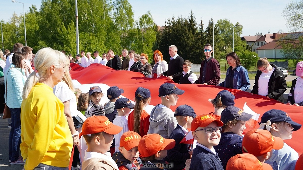 Happening z okazj iDnia Flagi w Ostrołęce [30.04.2025] - zdjęcie #45 - eOstroleka.pl