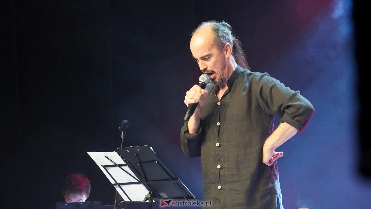 Koncert z okazji Święta Konstytucji 3 maja w Myszyńcu [30.04.2025] - zdjęcie #43 - eOstroleka.pl