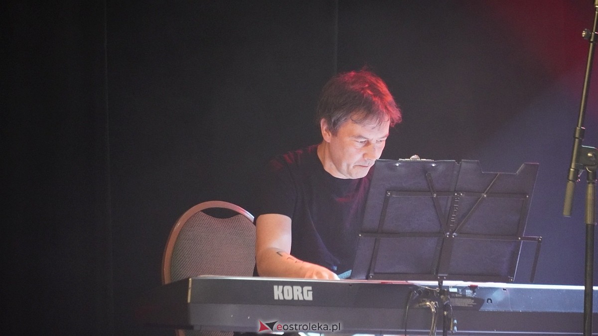 Koncert z okazji Święta Konstytucji 3 maja w Myszyńcu [30.04.2025] - zdjęcie #42 - eOstroleka.pl