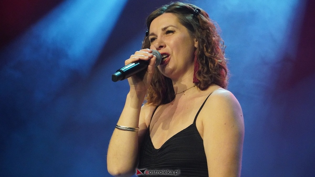 Koncert z okazji Święta Konstytucji 3 maja w Myszyńcu [30.04.2025] - zdjęcie #38 - eOstroleka.pl