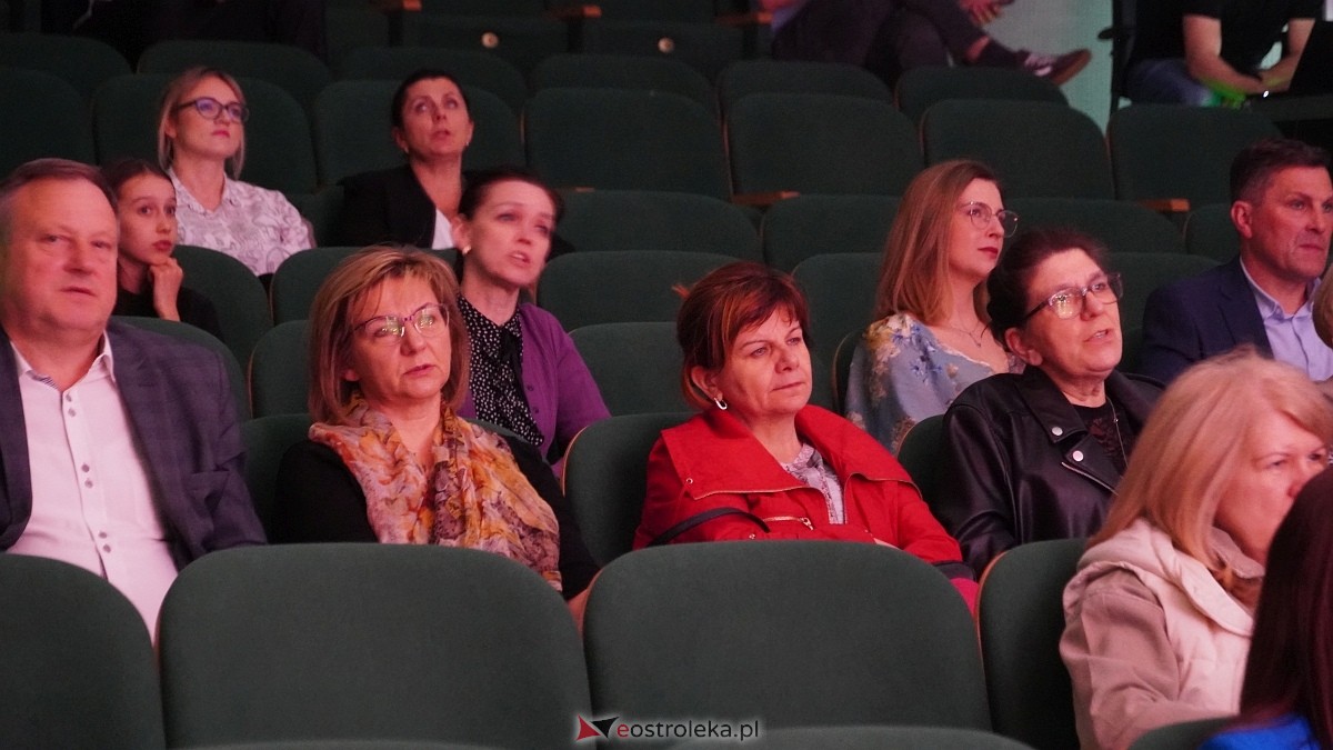 Koncert z okazji Święta Konstytucji 3 maja w Myszyńcu [30.04.2025] - zdjęcie #16 - eOstroleka.pl