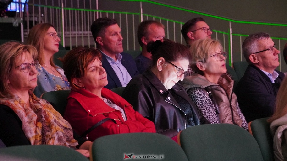 Koncert z okazji Święta Konstytucji 3 maja w Myszyńcu [30.04.2025] - zdjęcie #11 - eOstroleka.pl