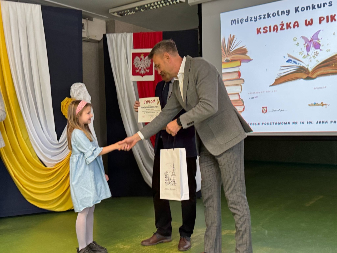 „Książka w pikselach” – finał międzyszkolnego konkursu informatycznego w SP 10 w Ostrołęce - zdjęcie #7 - eOstroleka.pl