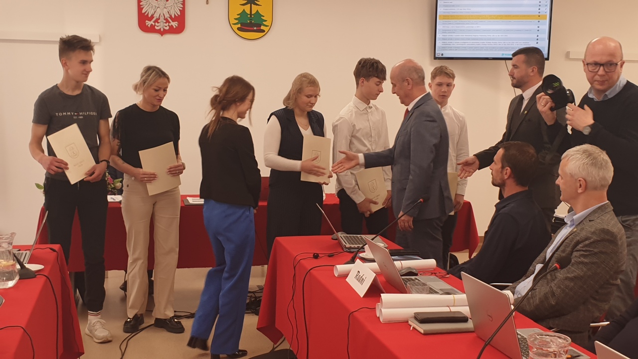 UKS Atleta na sesji rady gminy Lelis - zdjęcie #11 - eOstroleka.pl