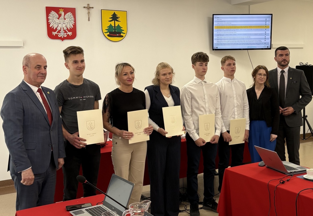 UKS Atleta na sesji rady gminy Lelis - zdjęcie #5 - eOstroleka.pl