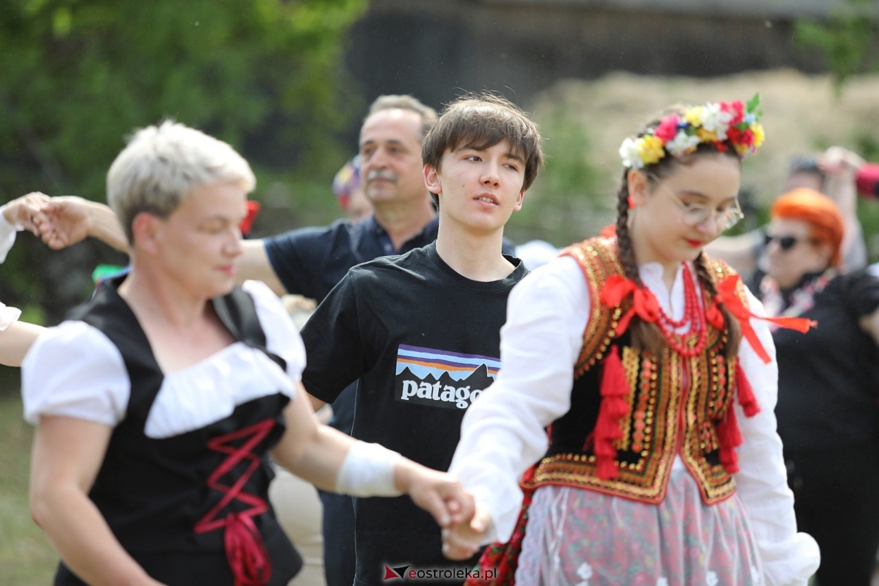 Majówka w szlacheckim stylu w Laskach Szlacheckich [3.05.2025] - zdjęcie #40 - eOstroleka.pl