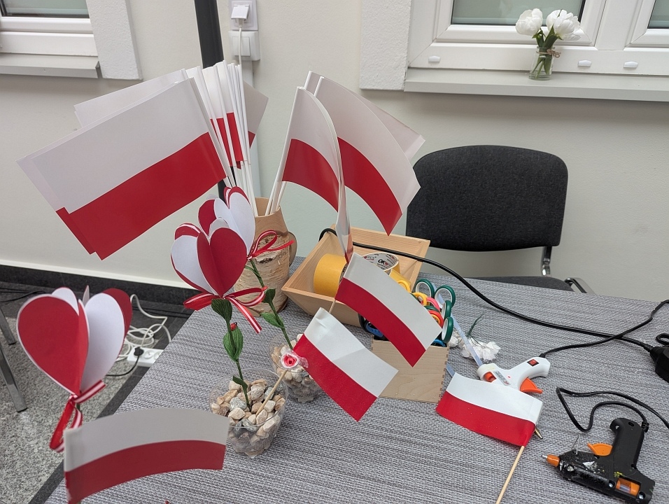 Biało-czerwona. Obowiązkowo! [04.05.2025] - zdjęcie #10 - eOstroleka.pl