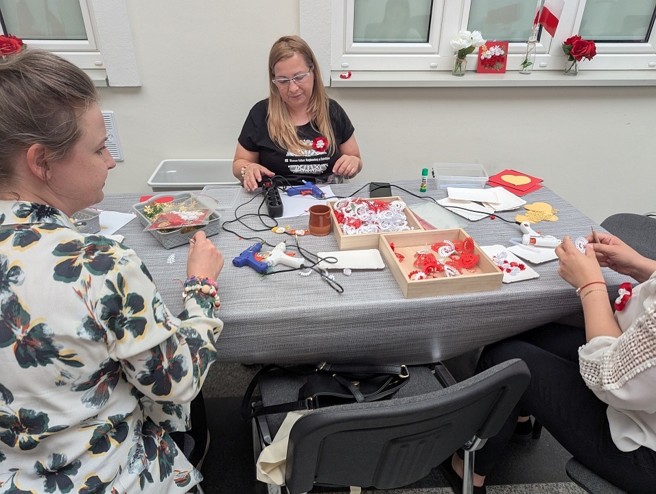 Biało-czerwona. Obowiązkowo! [04.05.2025] - zdjęcie #6 - eOstroleka.pl