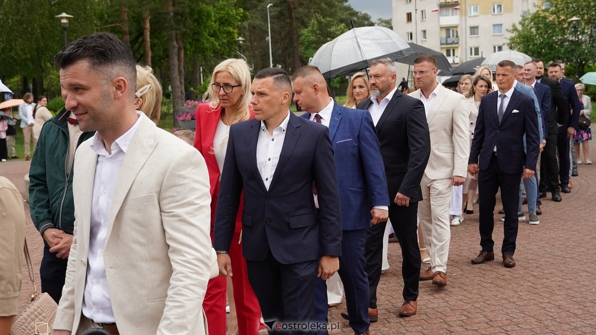 I Komunia Święta w parafii pw. Zbawiciela Świata [4.05.2025] - zdjęcie #12 - eOstroleka.pl