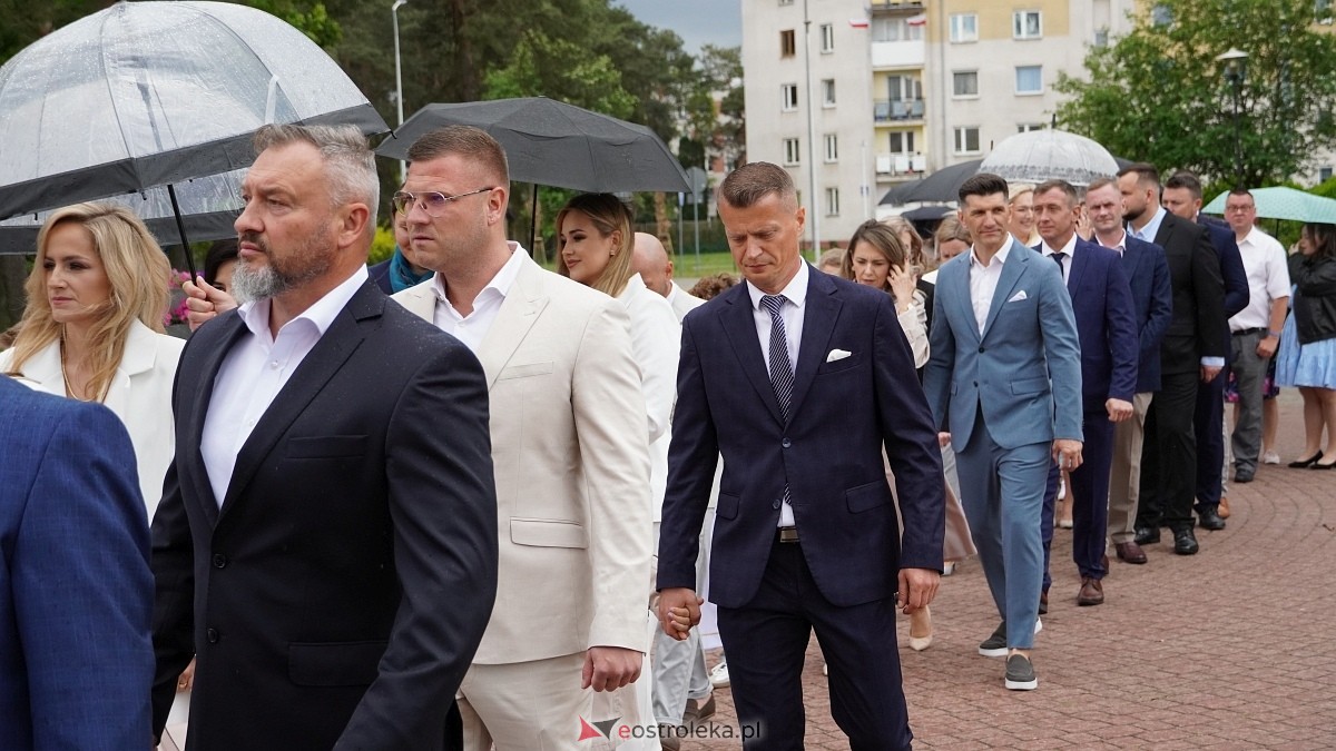 I Komunia Święta w parafii pw. Zbawiciela Świata [4.05.2025] - zdjęcie #11 - eOstroleka.pl