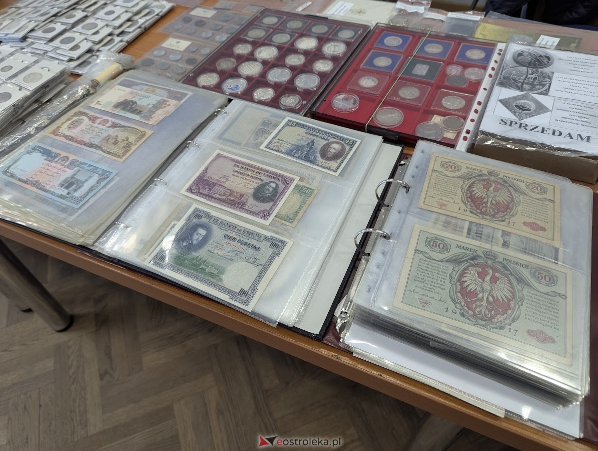 Giełda kolekcjonerska w Klubie Lokator [04.05.2025] - zdjęcie #30 - eOstroleka.pl