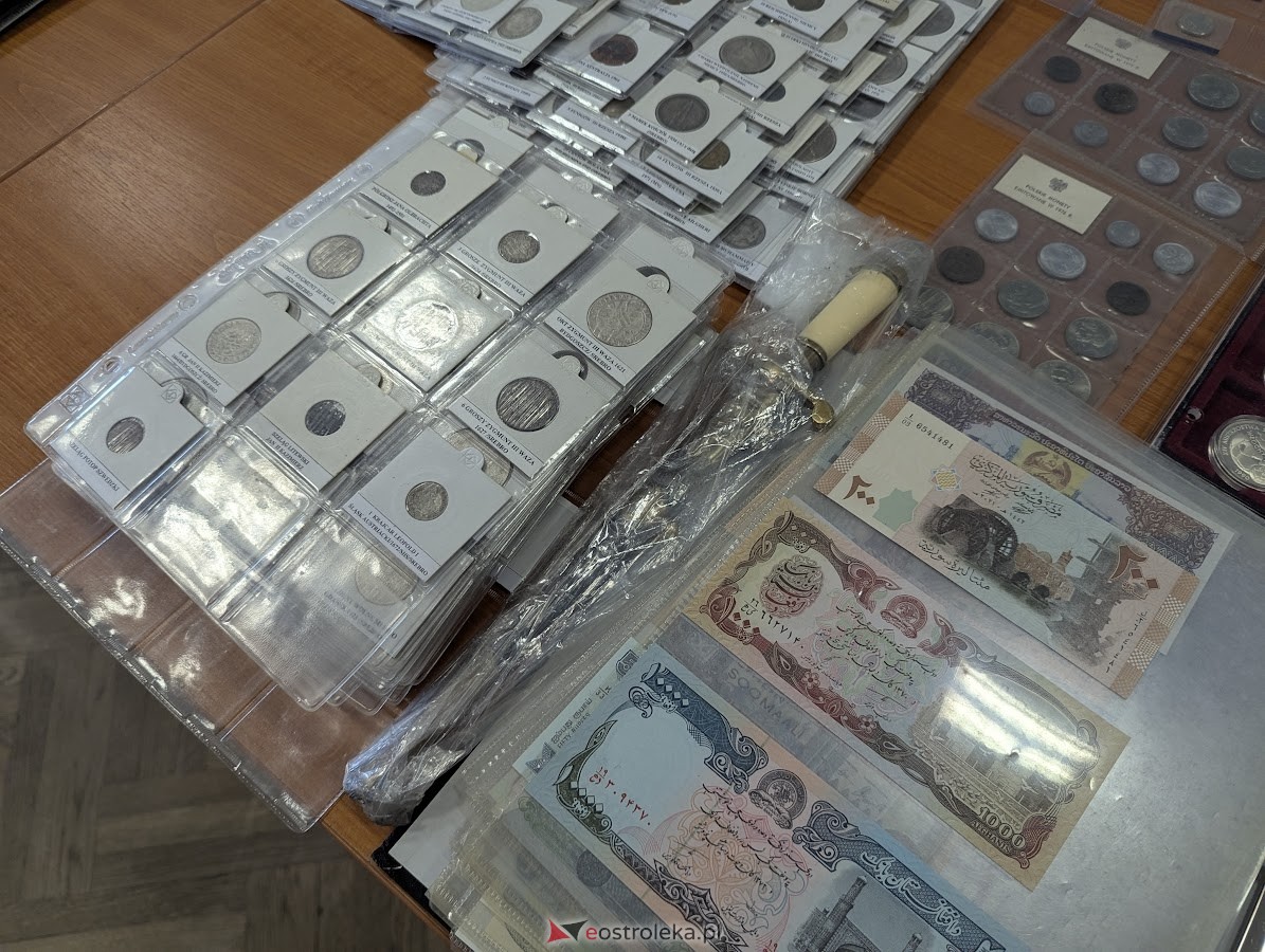 Giełda kolekcjonerska w Klubie Lokator [04.05.2025] - zdjęcie #28 - eOstroleka.pl