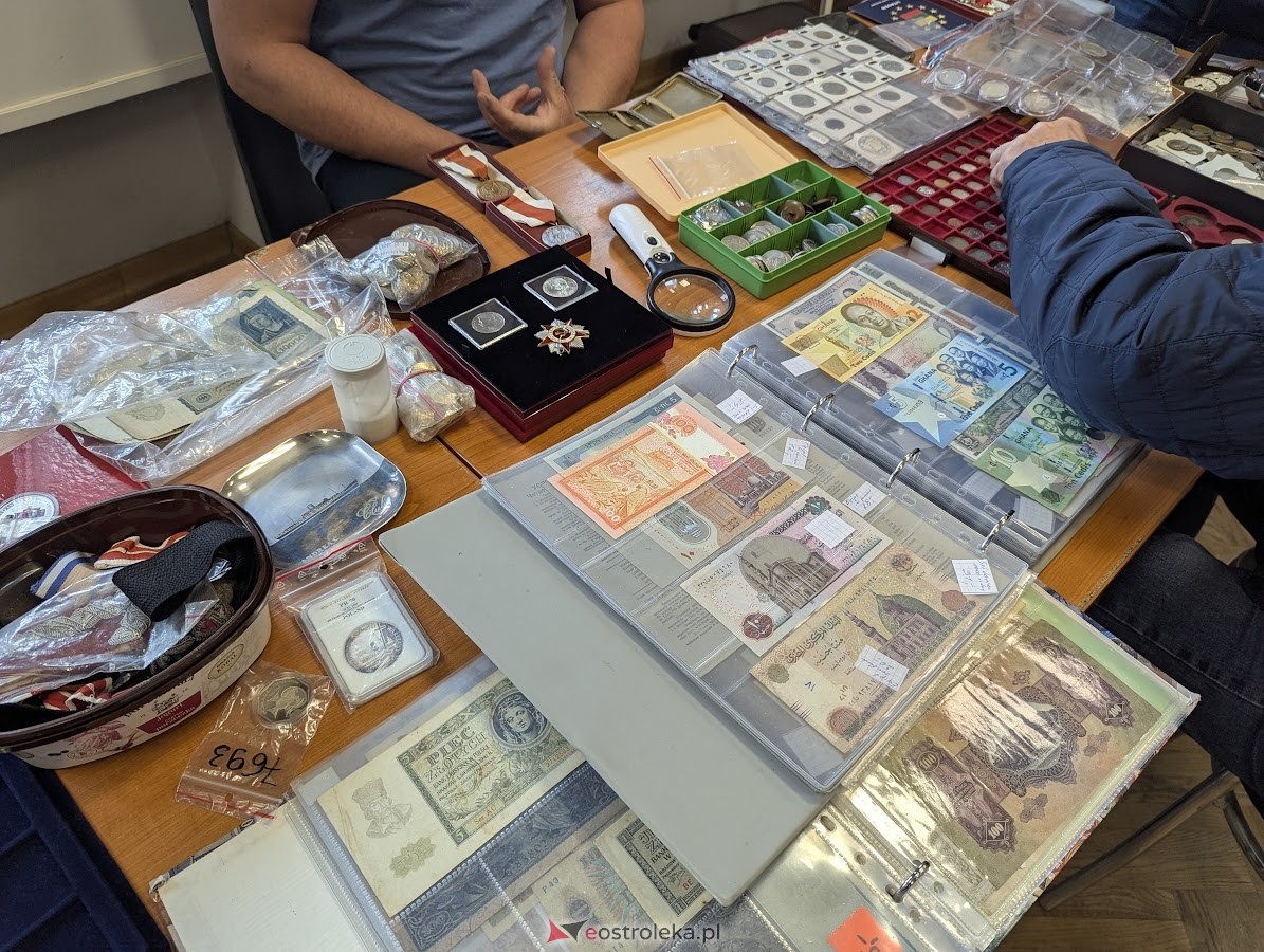 Giełda kolekcjonerska w Klubie Lokator [04.05.2025] - zdjęcie #13 - eOstroleka.pl