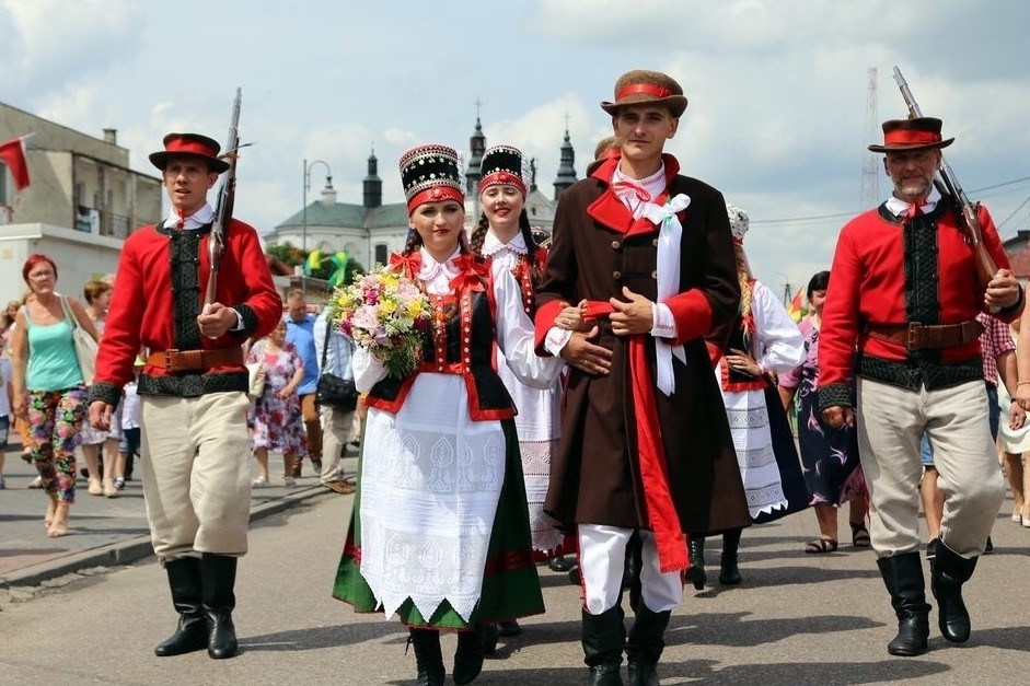 Wesele Kurpiowskie w Kadzidle - archiwalne zdjęcia par [04.05.2025] - zdjęcie #18 - eOstroleka.pl